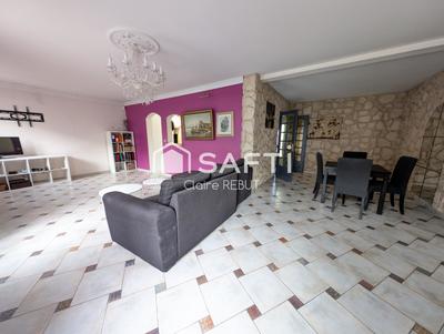 Maison - 140 m² - 5 pièces