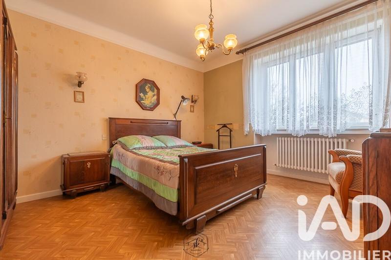 Maison - 194 m² - 7 pièces