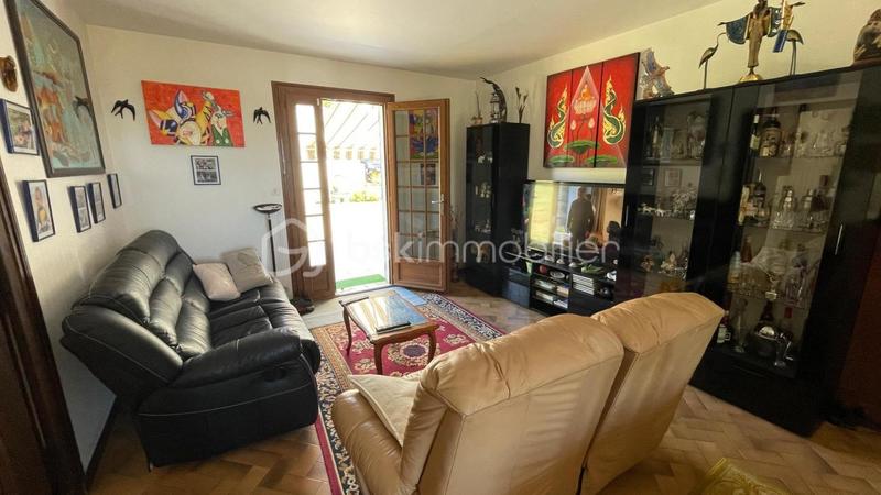 Propriété - 120 m² - 7 pièces