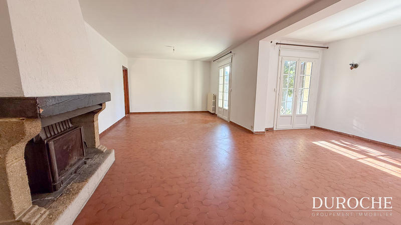 Maison - 208 m² - 7 pièces