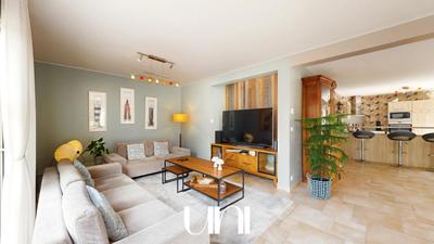 Maison - 190 m² - 5 pièces