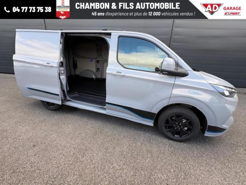 Ford Transit Custom Fourgon 320 L1h1 2.0 Ecoblue 170 Ch Bva8 4x4 Sport Prix: 44158 Ht