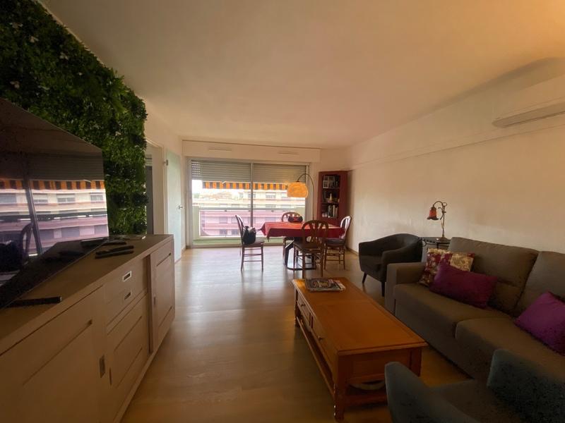 Appartement - 79 m² - 3 pièces