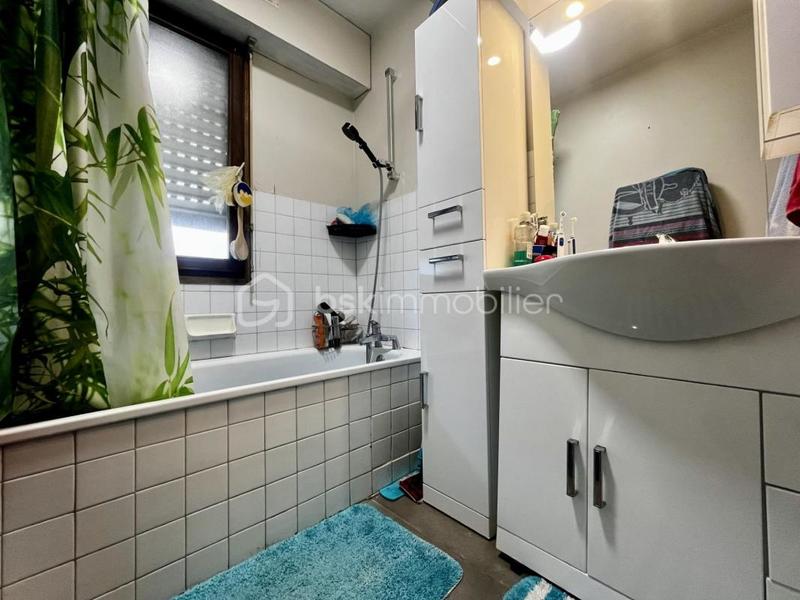 Appartement - 90 m² - 5 pièces