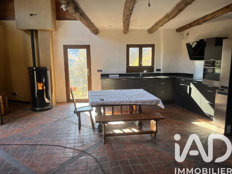 Maison - 162 m² - 5 pièces