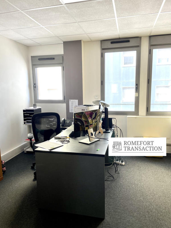 Bureau - 467 m²
