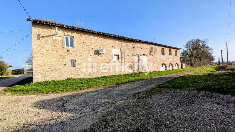 Maison - 413 m² - 8 pièces