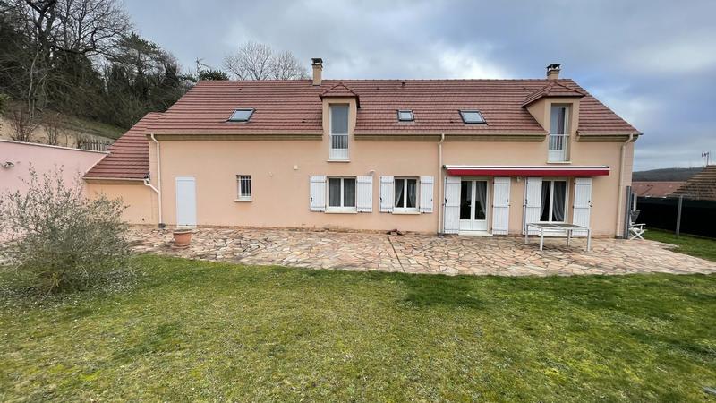 Maison - 175 m² - 7 pièces