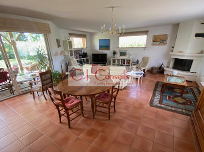 Maison - 125 m² - 5 pièces