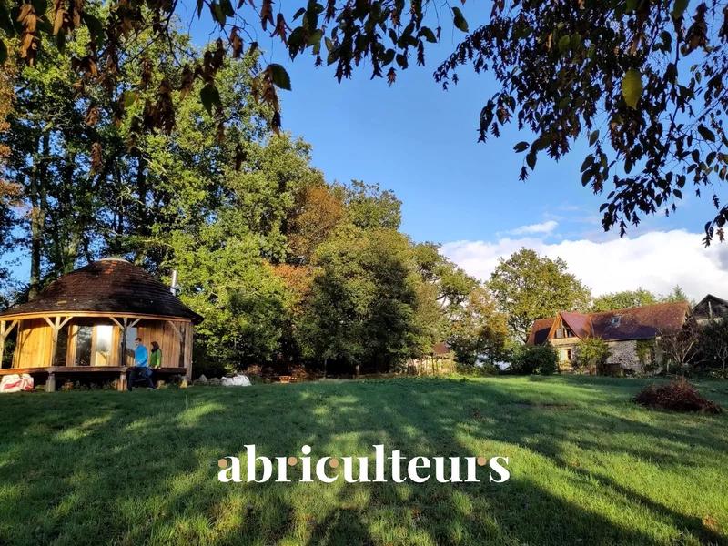 Maison de village - 160 m² - 9 pièces