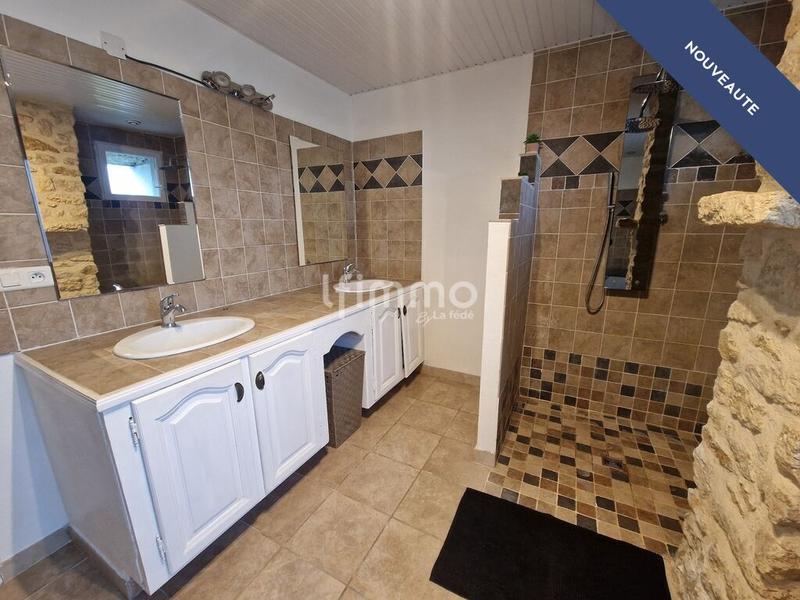 Maison en pierre - 163 m² - 3 pièces