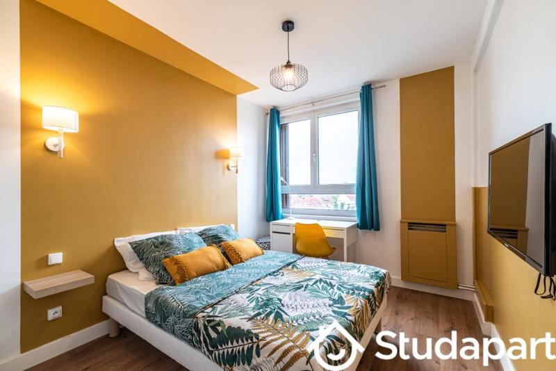 Chambre - 9 m² - 1 pièce