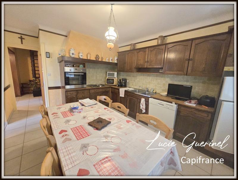 Maison - 110 m² - 6 pièces