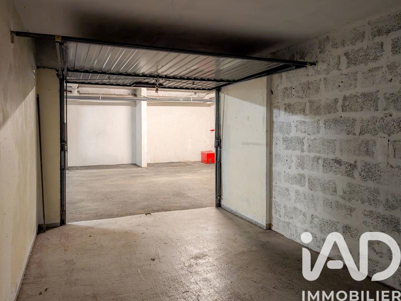 Parking - 13 m²