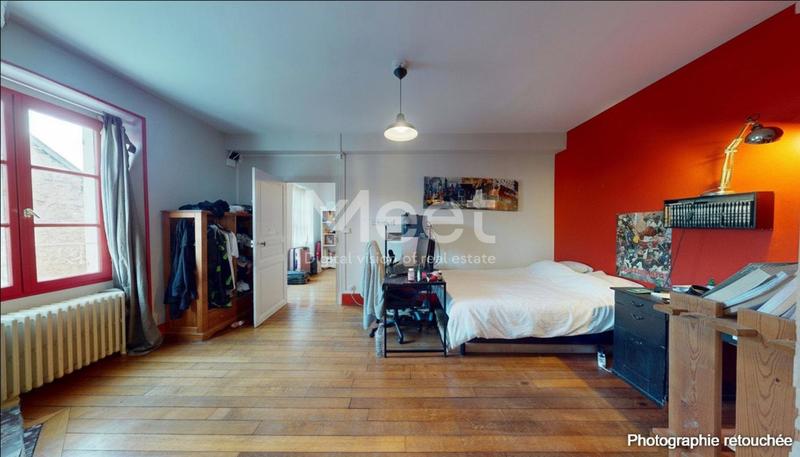 Propriété - 215 m² - 8 pièces