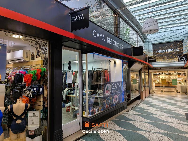 Local commercial - 53 m² - 2 pièces