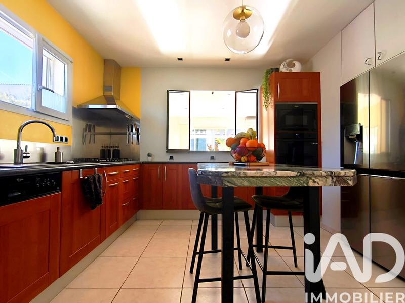 Maison - 120 m² - 5 pièces