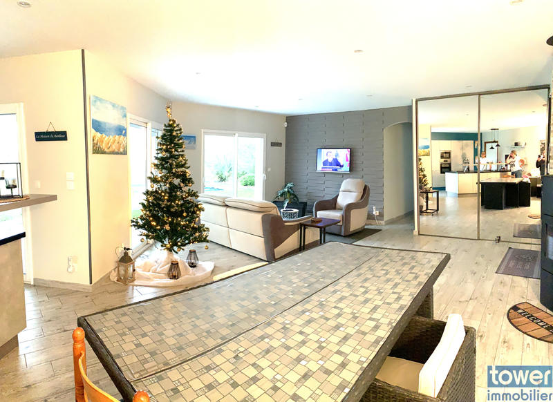 Maison - 115 m² - 4 pièces