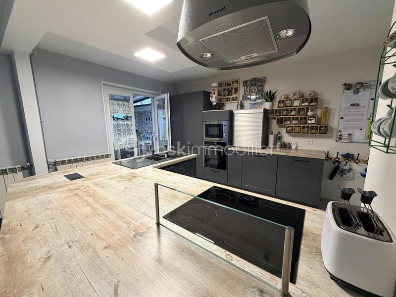 Maison - 105 m² - 5 pièces