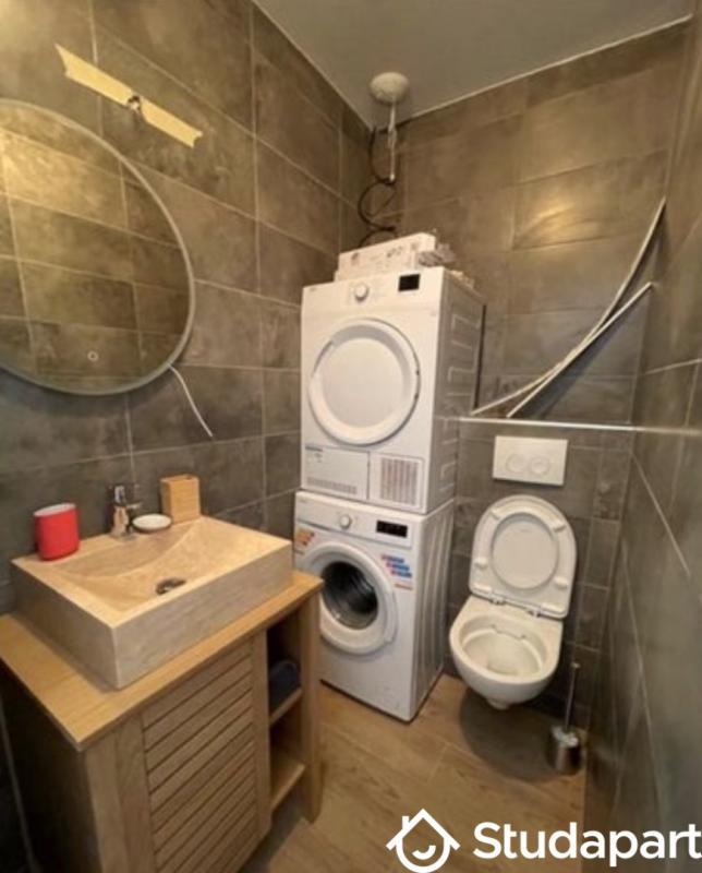 Chambre - 75 m² - 1 pièce