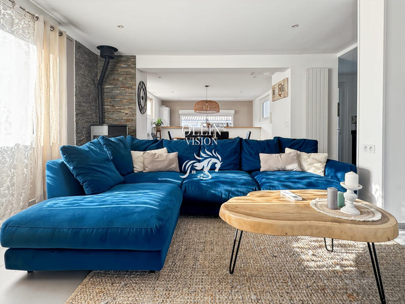 Maison - 180 m² - 6 pièces