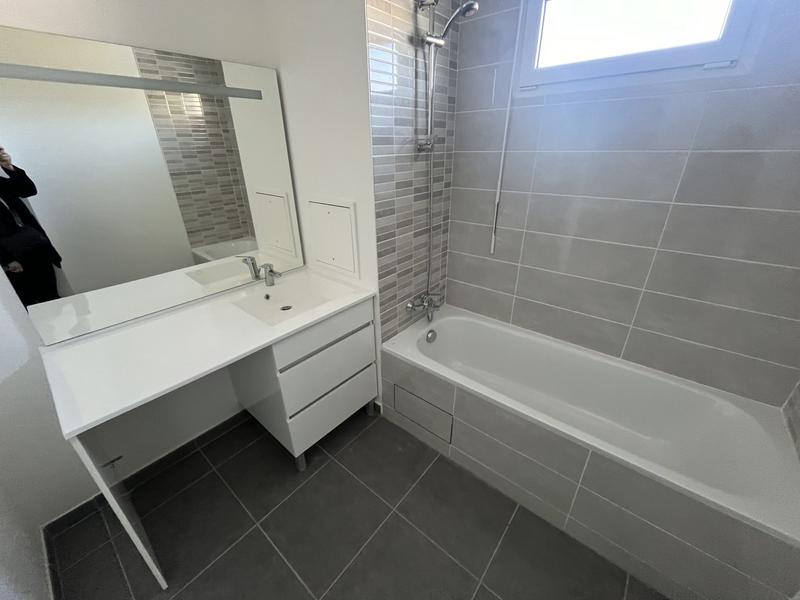 Appartement - 65 m² - 3 pièces