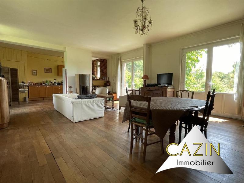 Maison - 287 m² - 10 pièces