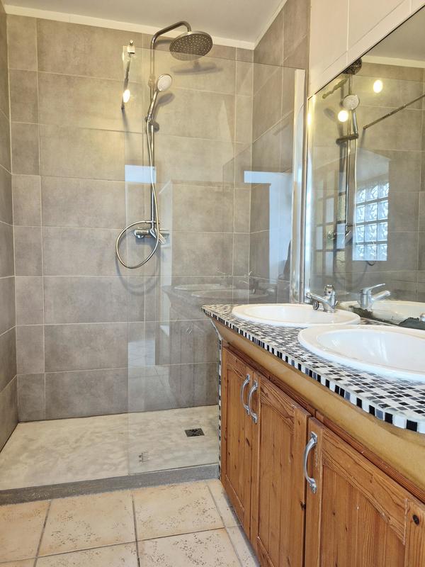 Maison - 94 m² - 4 pièces