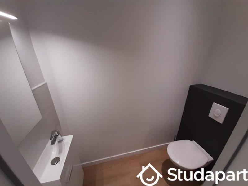 Chambre - 13 m² - 1 pièce