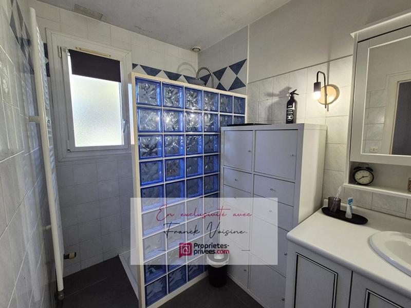 Maison - 102 m² - 7 pièces