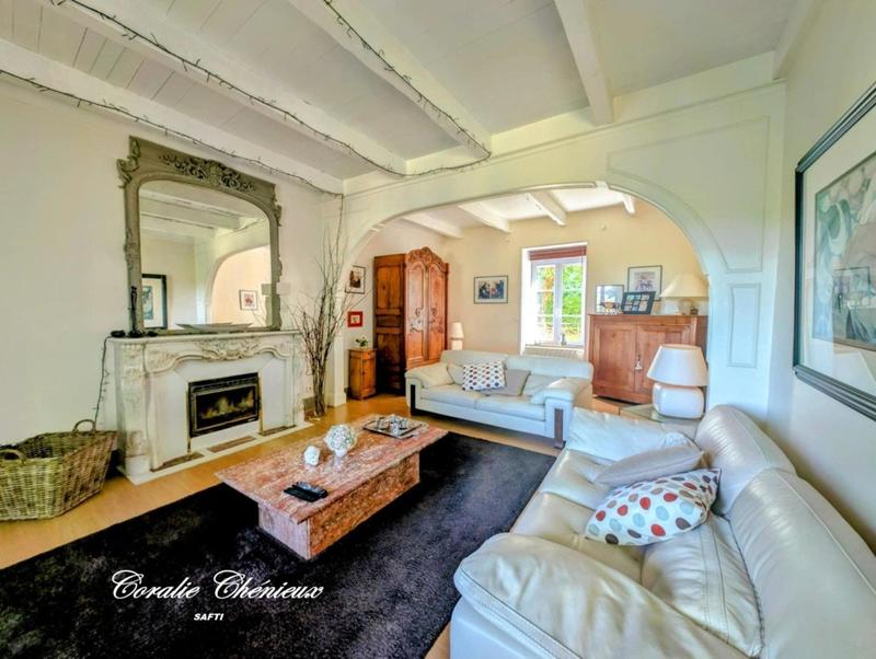 Maison de maîtres - 390 m² - 10 pièces