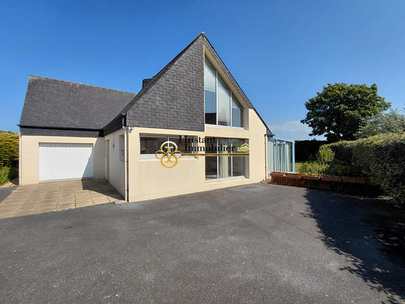 Maison - 107 m² - 6 pièces