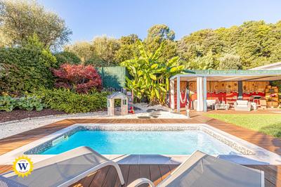 Maison - 194 m² - 5 pièces