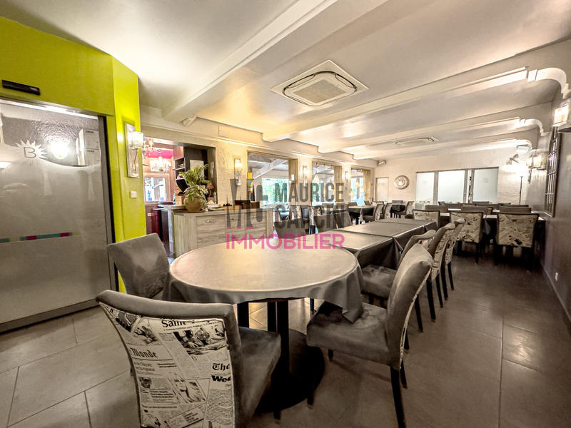 Fonds de commerce - Hôtellerie / Restauration - 220 m²