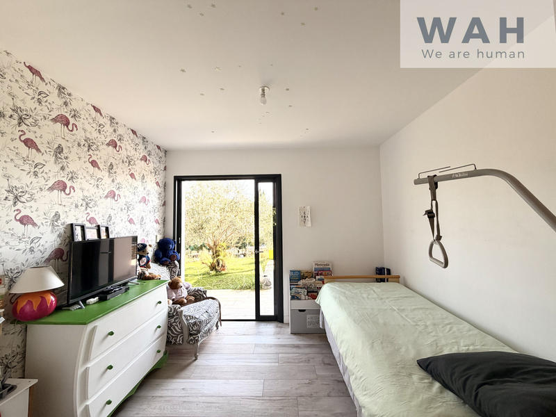 Maison - 218 m² - 5 pièces