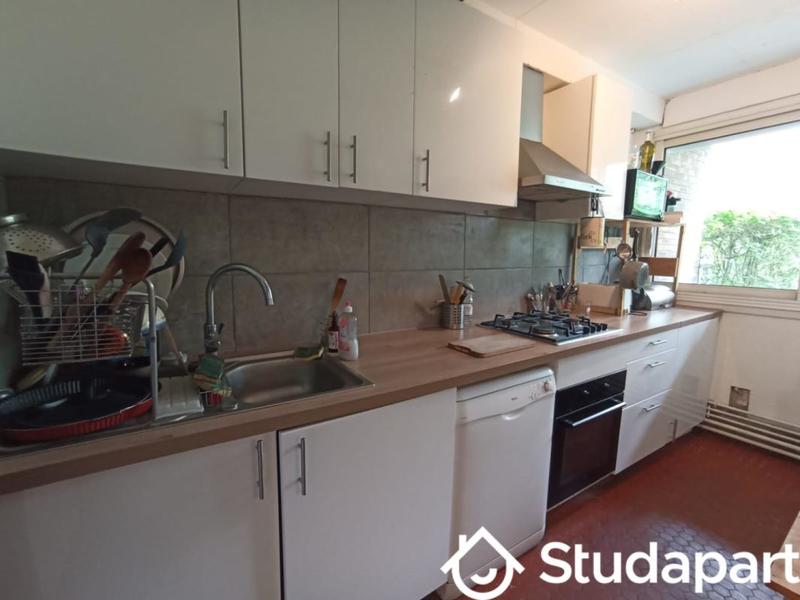 Chambre - 12 m² - 1 pièce