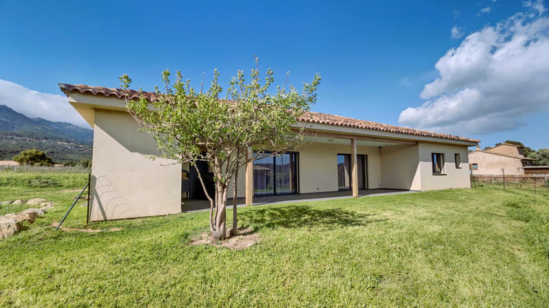 Villa - 135 m² - 5 pièces