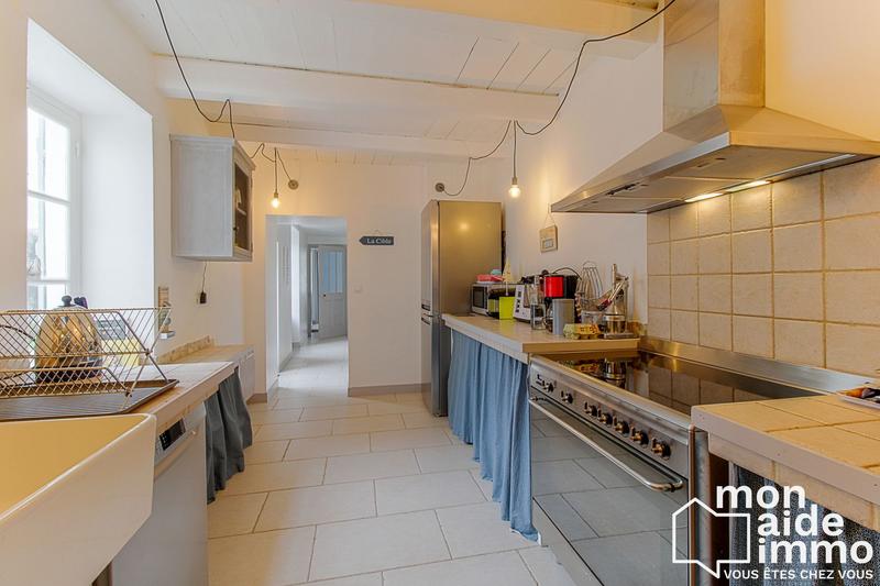 Maison traditionnelle - 139 m² - 6 pièces