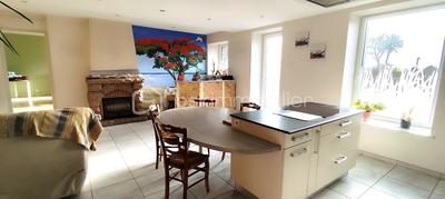 Maison - 144 m² - 6 pièces