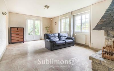 Maison - 183 m² - 8 pièces