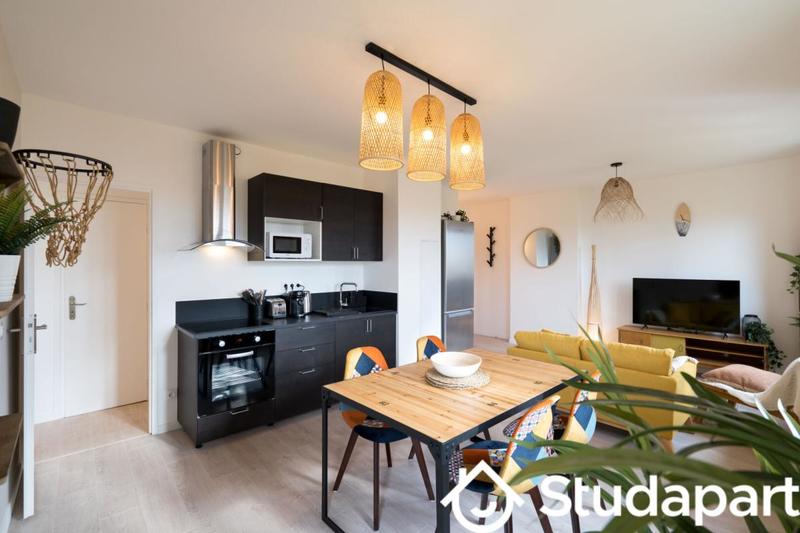 Chambre - 65 m² - 1 pièce