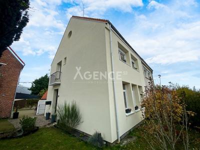 Maison - 98 m² - 5 pièces