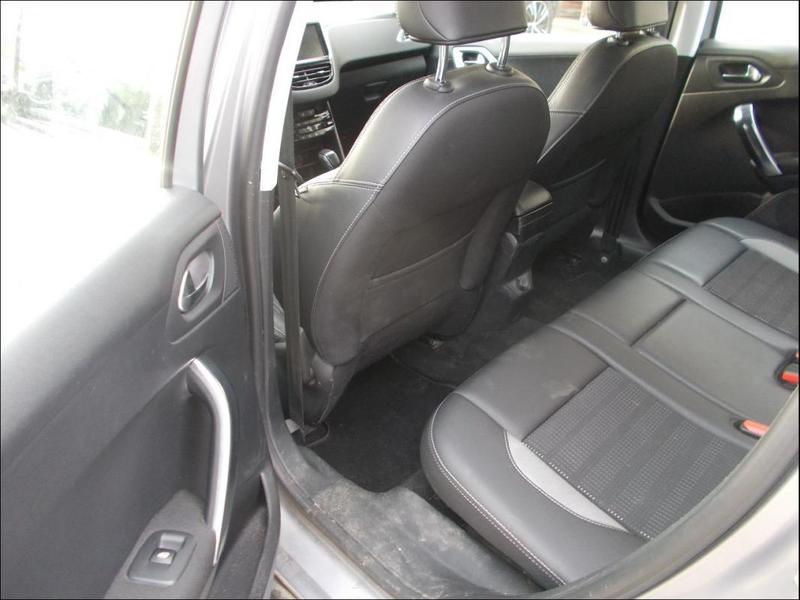 Peugeot 2008 1.2 Vti 110 Cv Allure