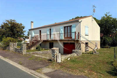 Maison - 200 m² - 8 pièces