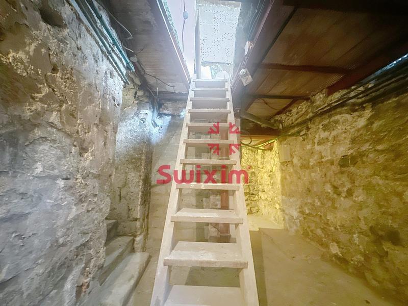 Local commercial - 81 m² - 4 pièces