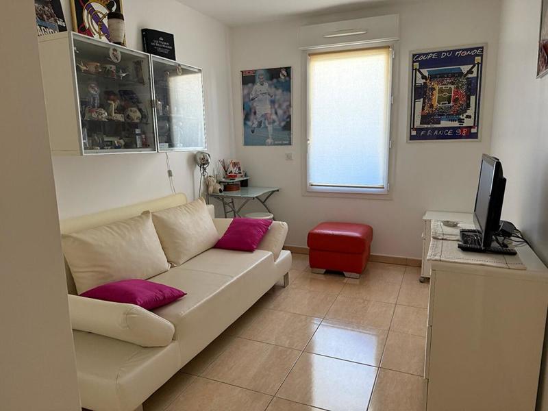Appartement - 82 m² - 3 pièces