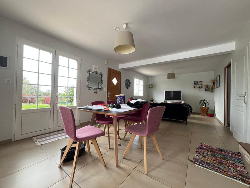 Maison - 140 m² - 5 pièces