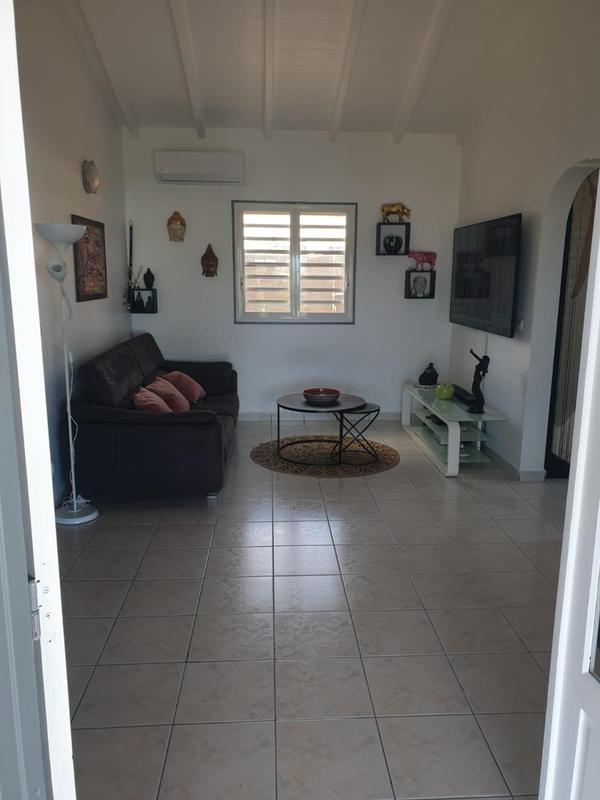 Villa - 80 m² - 4 pièces