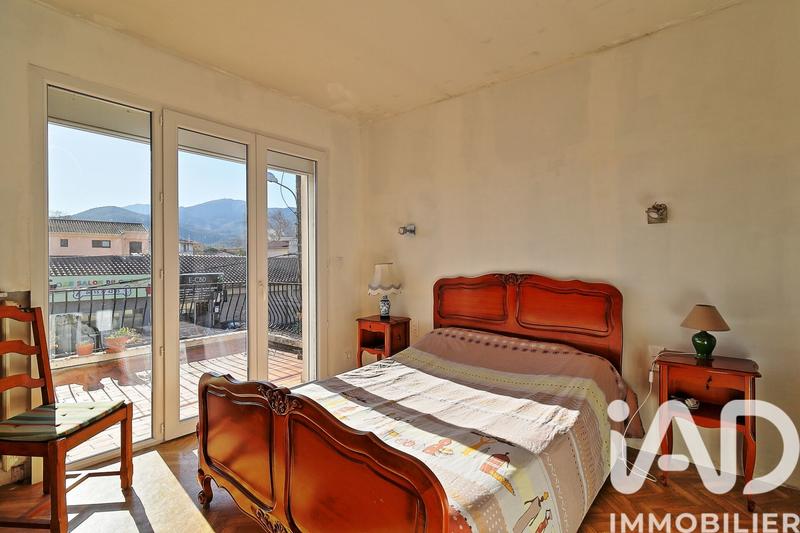 Maison - 176 m² - 7 pièces