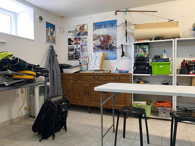 Maison - 240 m² - 6 pièces